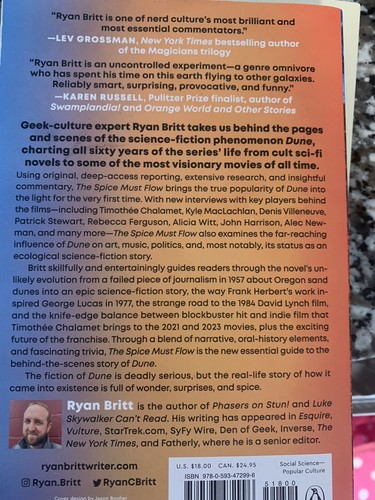 SIGNED! Spice Must Flow DUNE History book By Ryan Britt Great Gift!! - Foto 4 di 7