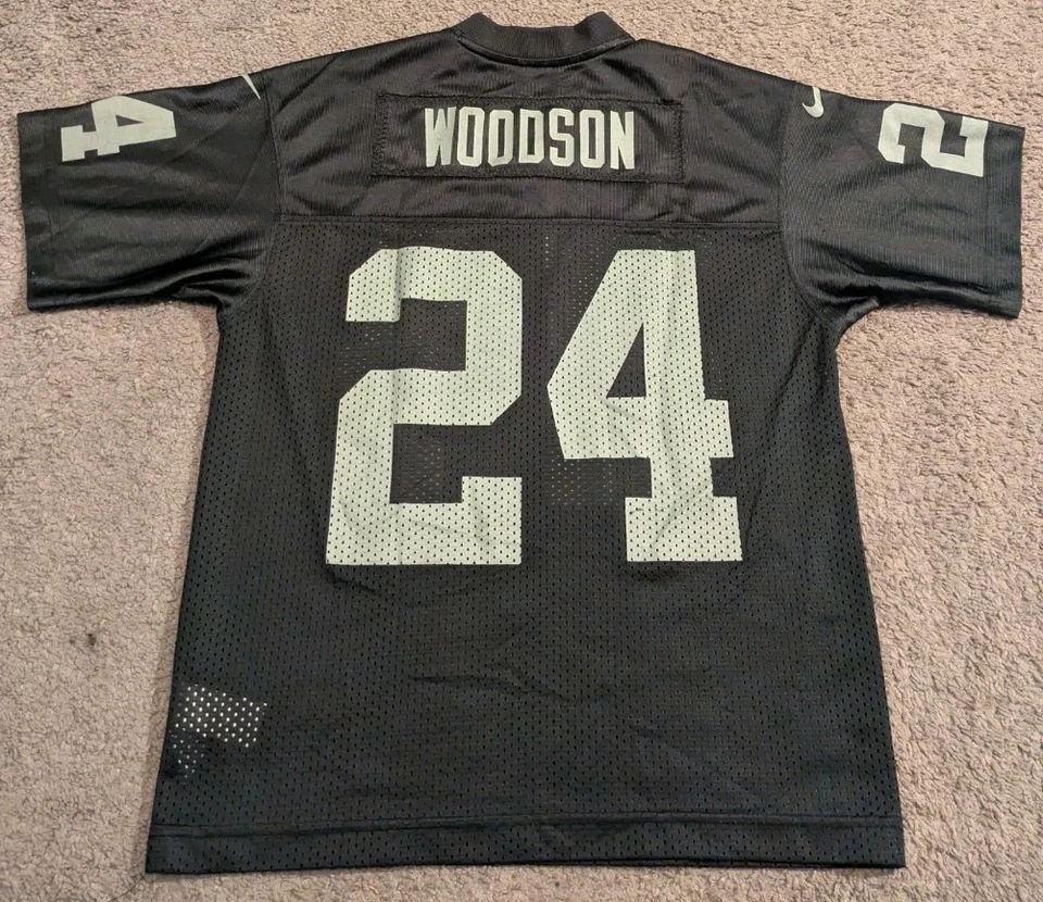 复古耐克 Oakland Raiders Charles Woodson 黑色球衣青少年小号 8/10 — 第 2/4 张图片