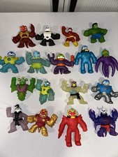 Heroes Of Goo Jit Zu Toy Lot of 17