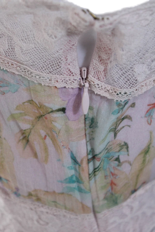 Vestido Love Shack Elegante Para Mujer Cuello en V Encaje Floral Sin Mangas Multicolor Talla 4 Foto 4 de 4