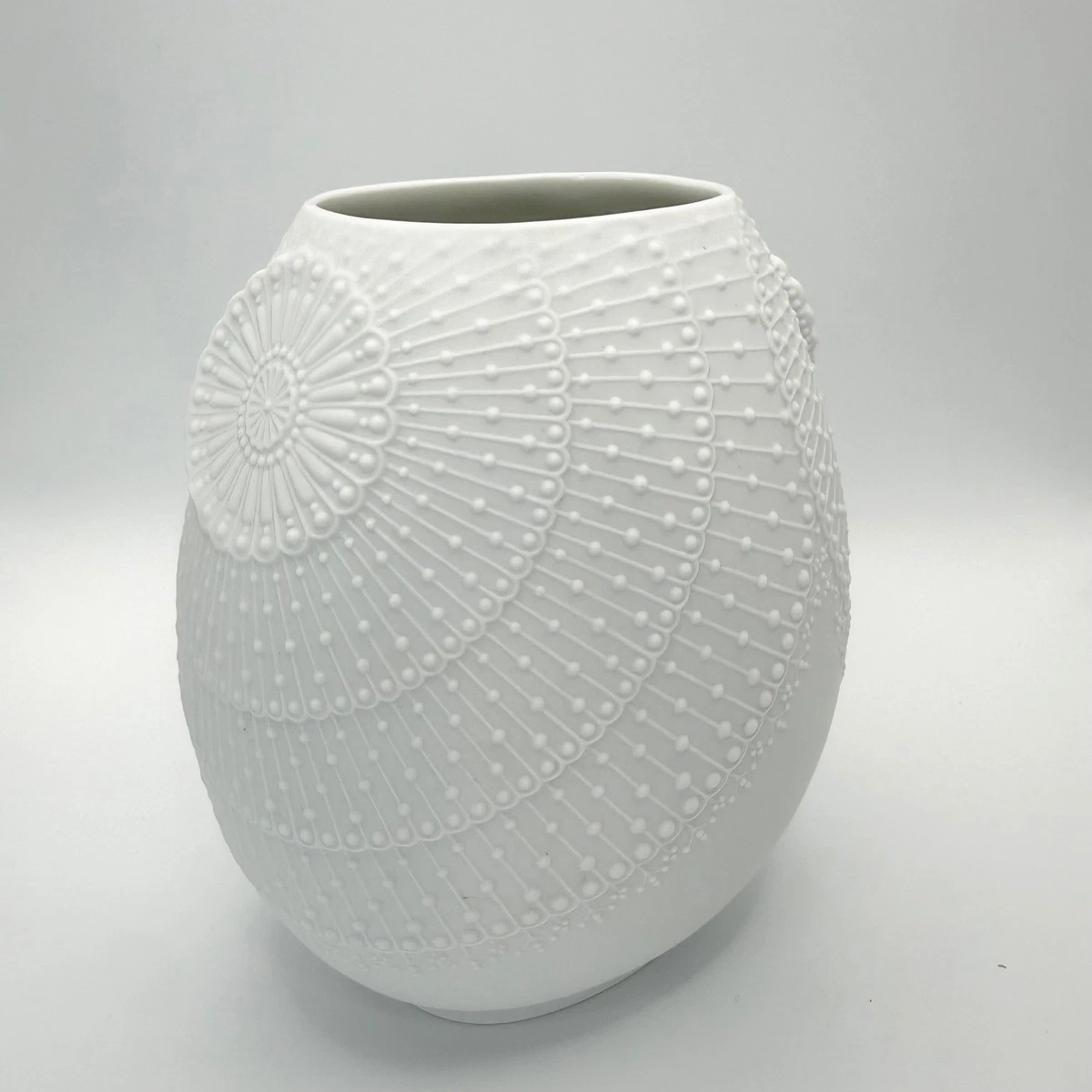 椭圆形花卉与花园花瓶| eBay