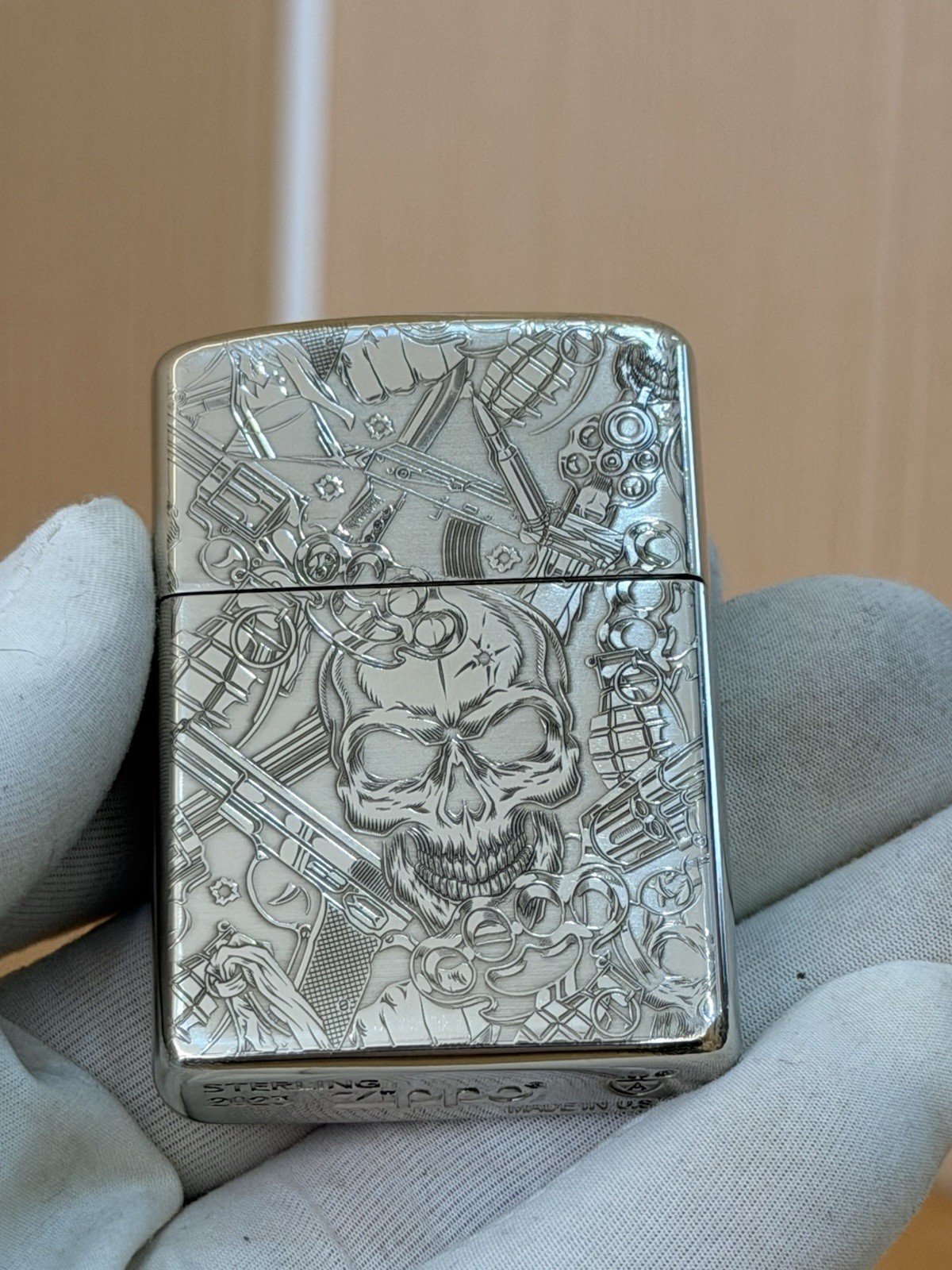 Silver Skull & Guns Silver