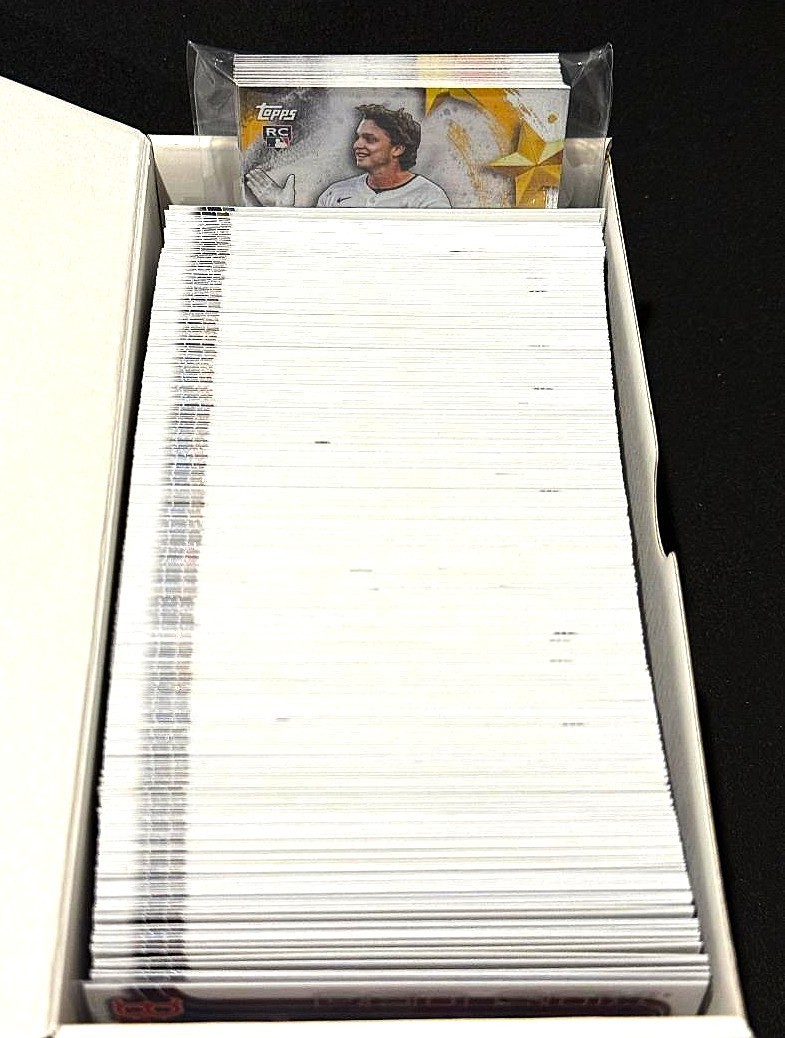 2025 Topps Update: COMPLETE BASE SET (#1-350) + STARS OF MLB SET (#61-85)
