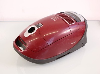 Miele Complete C3 - Cat&Dog - PowerLine Staubsauger Grundgerät 1200 W Farbe: Rot
