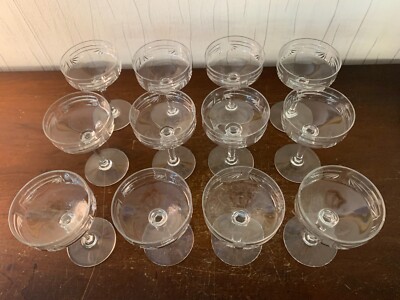 10 verres à vin taillé modèle gravé cristal de Saint Louis (prix à la