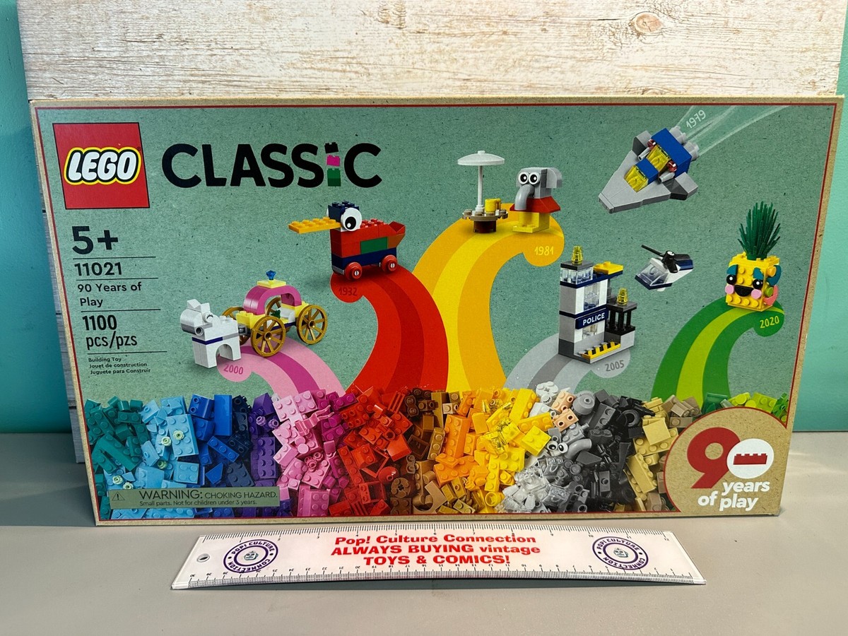 Lego Classic 90 Years Of Play 11021 NEW Sealed Inv-1344