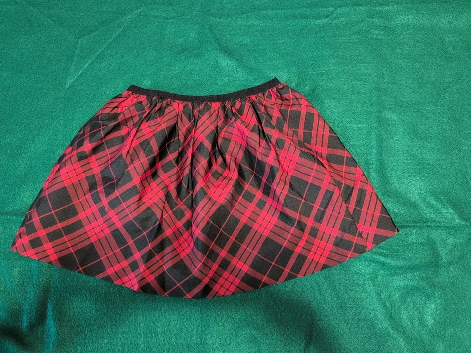 Falda Polo Ralph Lauren Niñas, Rojo/Negro Cuadros - Talla 6 Foto 2 de 4