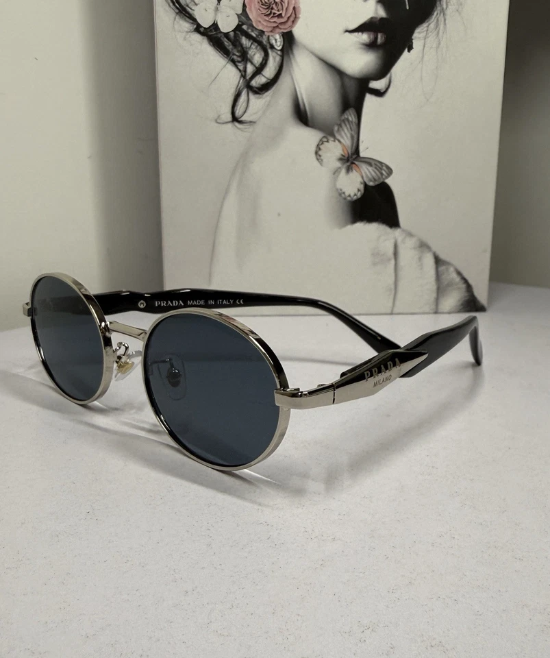 Gorgeous Prada Sunglasses Silver - Image 2 of 4