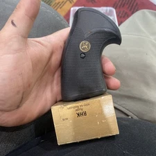 Pachmayr Pistol  Grip Ruger RHK Gripper Model Rubber KRH-44 Redhawk NOS