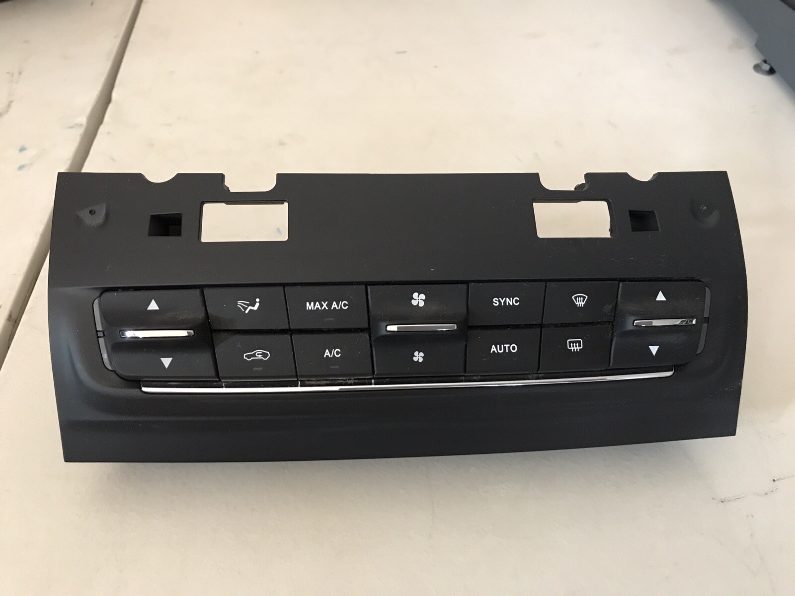 2016-2017 MASERATI GHIBLI HEATER A/C CLIMATE CONTROL PANEL OEM 06700749200