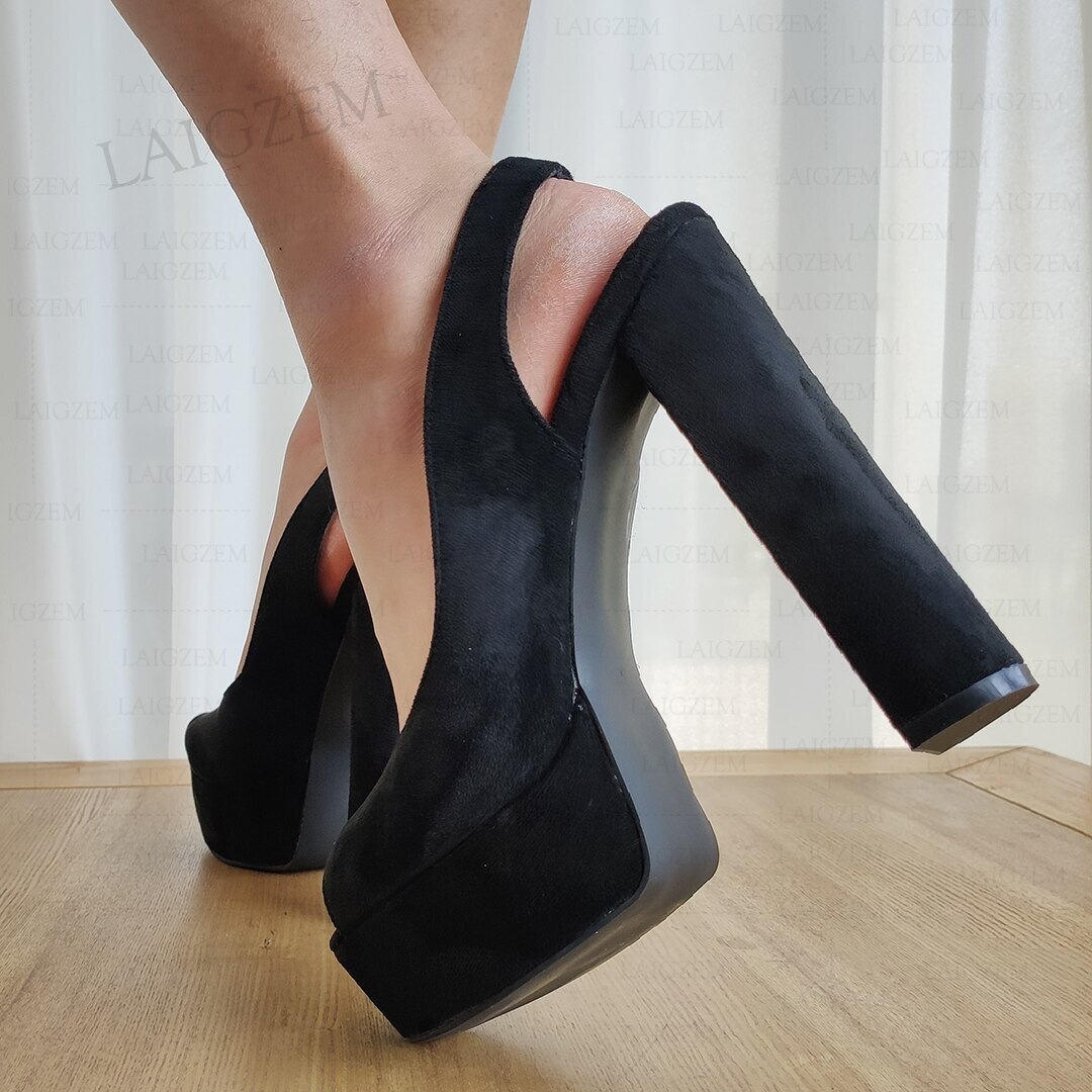 Foto 4 di 6