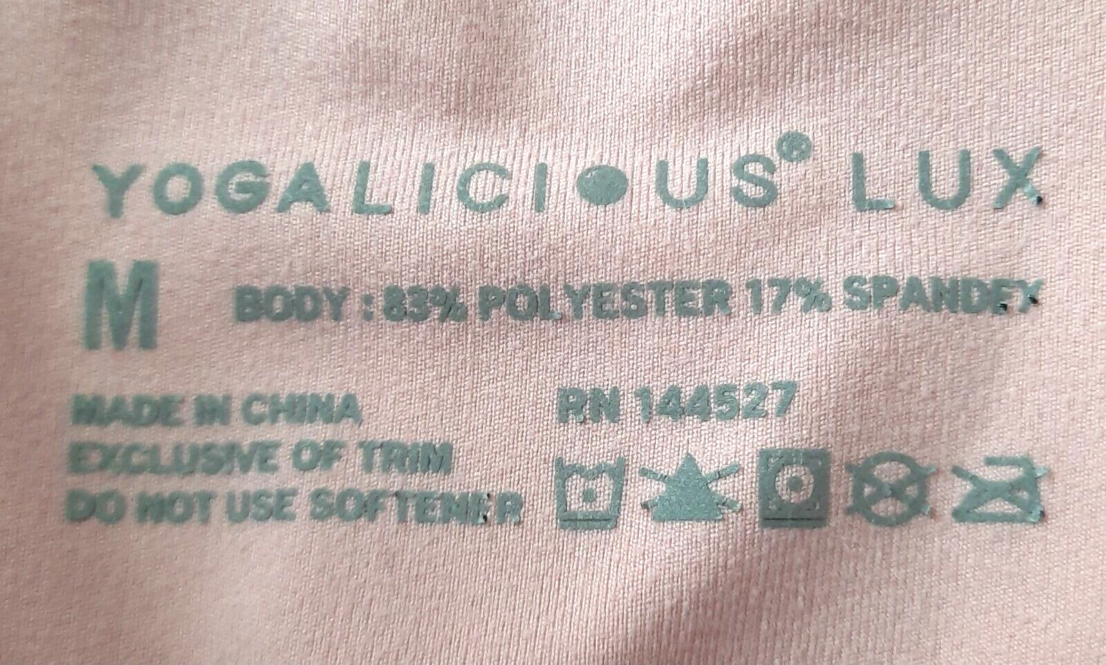 yogalicious stretchy inside pocket leggings