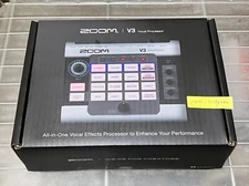 ZOOM Voice changer V3 Audio interface Vocal processor Game commentary streaming