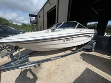 Oem 1998 Monterey Montura 180 LE Windshield Complete Great Condition