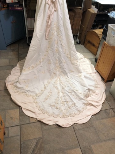 Champagne Rose & Ivory Floral Wedding Bridal Dress & Headpiece Custom Size 12 - Picture 13 of 23