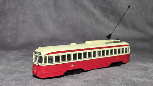 Title (79 Characters): Bowser HO 12909 TTC PCC Streetcar #4750 Toronto Executive | Zustand: New