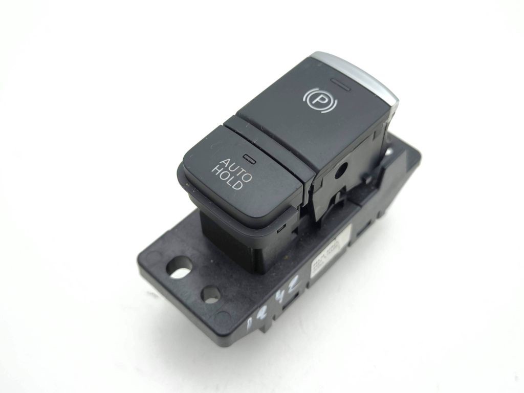 Nissan Qashqai 2018 Parking Hand Brake Switch Button 251756FR0A