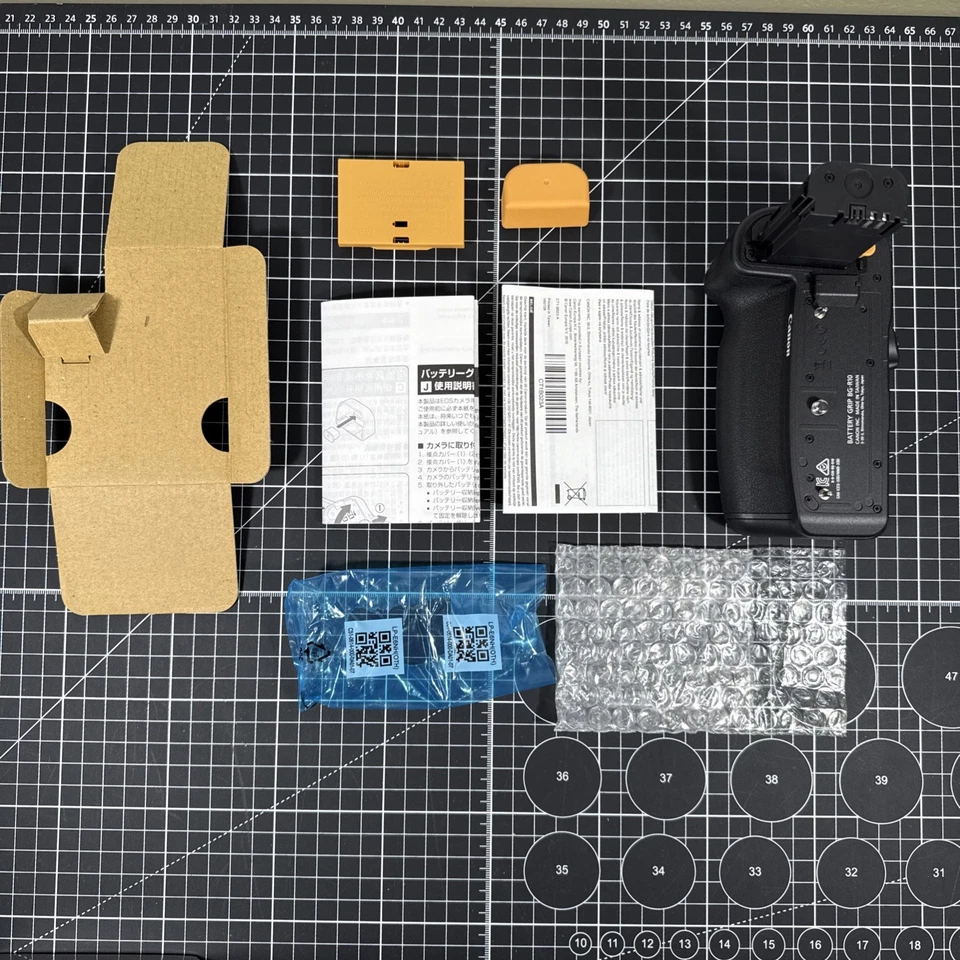 Empuñadura de batería Canon BG-R10 para cámara sin espejo EOS R5, R6 #228 Foto 4 de 4