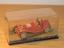 BX128: Brumm Racing Scene Diorama - 1:43 Scale - Alfa Romeo?
