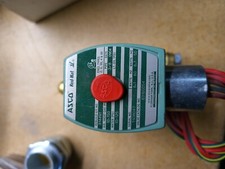 NEW IN BOX ASCO Solenoid Valve 3-Way 3/8'' 60HZ 6.1 WATTS 8316G054 Totally New