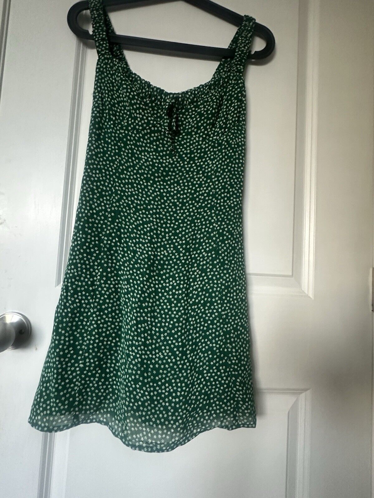 Picture 1 of 4