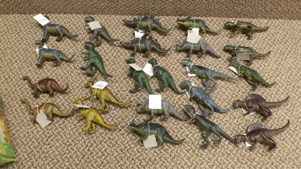 Vtg 24 pc Jurassic Dinosaur Lot 12 different 5"6" NOS 1996