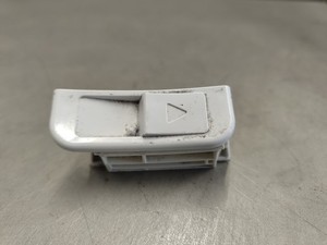 AEG T6537AH3 Wärmepumpentrockner Türsockel mit Druckknopf 13660230 4 #53048