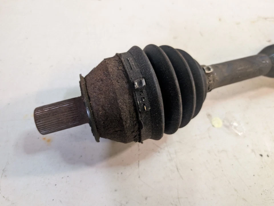 VOLVO XC60 DIESEL AUTO FRONT DRIVESHAFT RIGHT SIDE P31325111 - Image 3 of 4