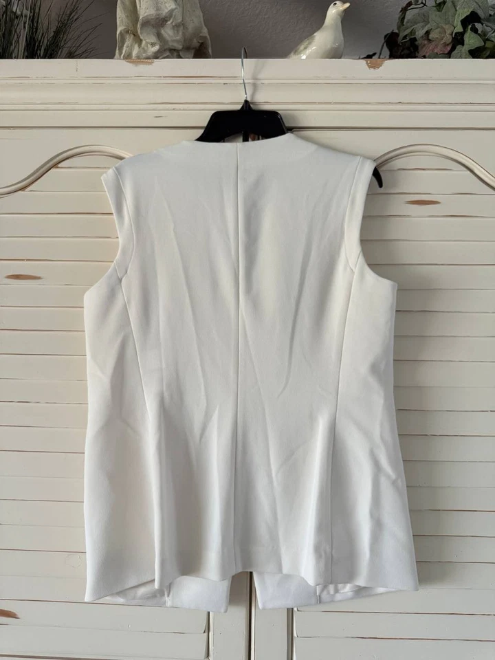 Anne Klein Women’s Four-Button Vest 10 White NWT $129 - Image 3 of 3