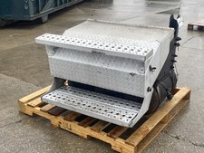 2009 Freightliner Cascadia 125 Battery Box (600-12540)