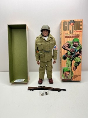 HASBRO G.I. JOE 2002 12'' SGT. ROCK & EASY COMPANY JACKIE JOHNSON FIGURE NEW DC