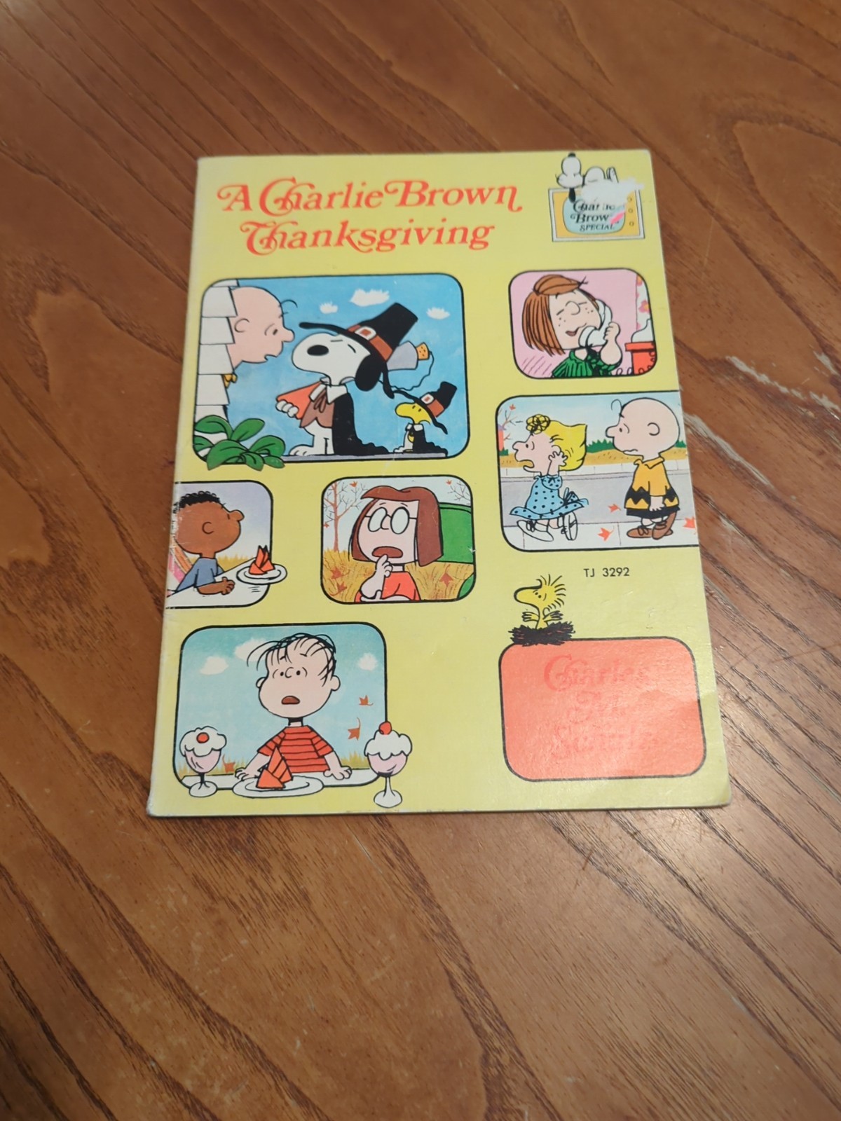 Super Sale! Thanksgiving 30pc Lot Beistle Paper Magic Die-Cuts Book Decorations