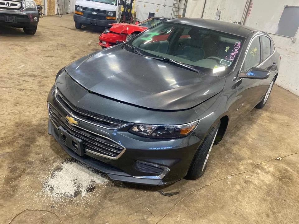 16 CHEVY MALIBU Air Conditioning AC Compressor - Image 3 of 4