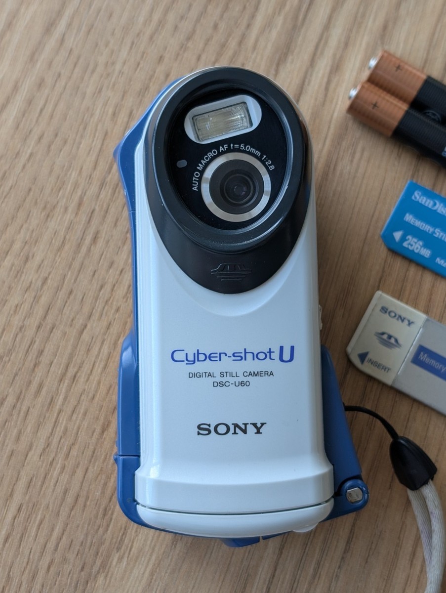 SONY Cyber-shot U DSC-U60 デジタルカメラ Sony Cyber-shot U DSC-U60 Underwater Digital Camera + Memory Stick
