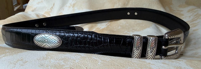 Roundtree & Yorke Concho 48 Belt Italian Full Grain Calfskin Upper Black Leather