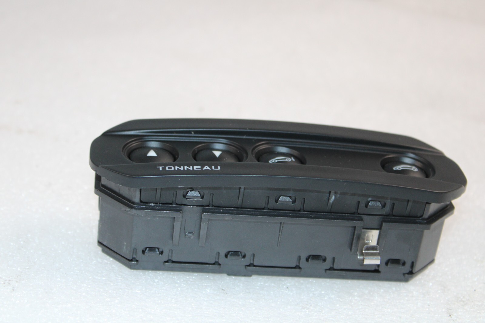 Mclaren MP4-12C, Tow Tonneau Control Switch Pack, Used, P/N 11M1086SP