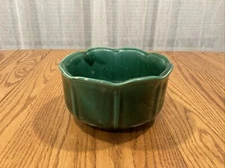 Mid Century Green Scalloped Ceramic Pottery 7” Bowl marked USA #488