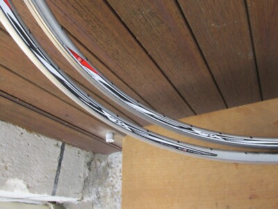 Paire De Roues Vélo Vintage Mach 1 CFX – 622 X 13C