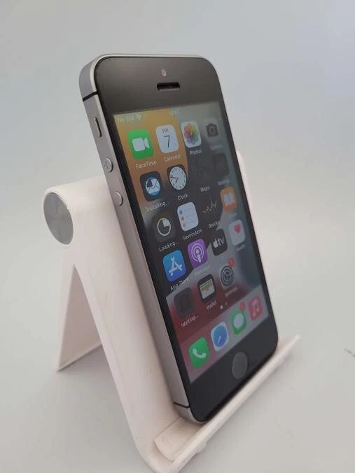 Smartphone Apple iPhone SE cinza espacial desbloqueado 32GB 2GB RAM 4" IOS tela sensível ao toque - Imagem 3 de 4