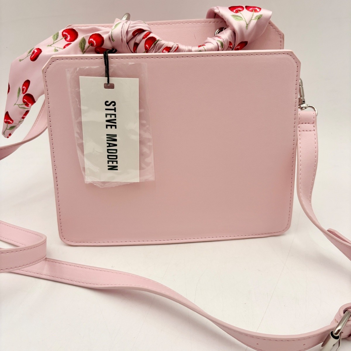 ピンクレディー　プリントショルダーバッグ Leona Bead Embellished Shoulder Bag - Pink | JW PEI