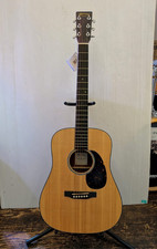 Chitarra acustica Martin Dreadnought Junior Natural Made in Mexico e borsa gig