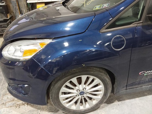 Used Front Left Fender fits: 2017 Ford C-max L. w/battery charging port Energi p