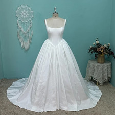 Modern Wedding Dresses Elegant Spaghetti Straps Lace up Sleeveless Bridal Gowns