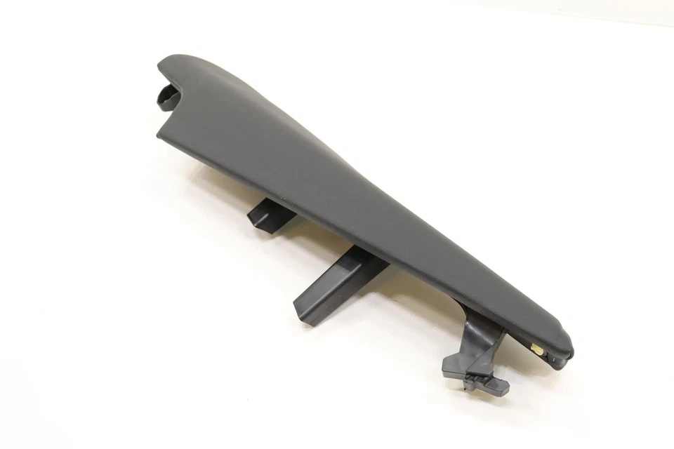 2018 - 2020 AUDI Q5 REAR RIGHT SEAT CUSHION BOLSTER TRIM COVER OEM 80A885704K - Image 2 of 4