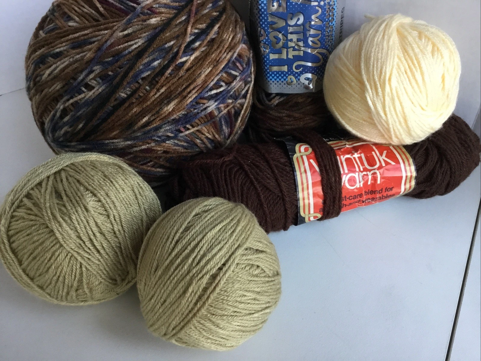 Huge Lot of Yarn - Estate Find Various Materials Shades of Browns / tan NICE - product detail image 3