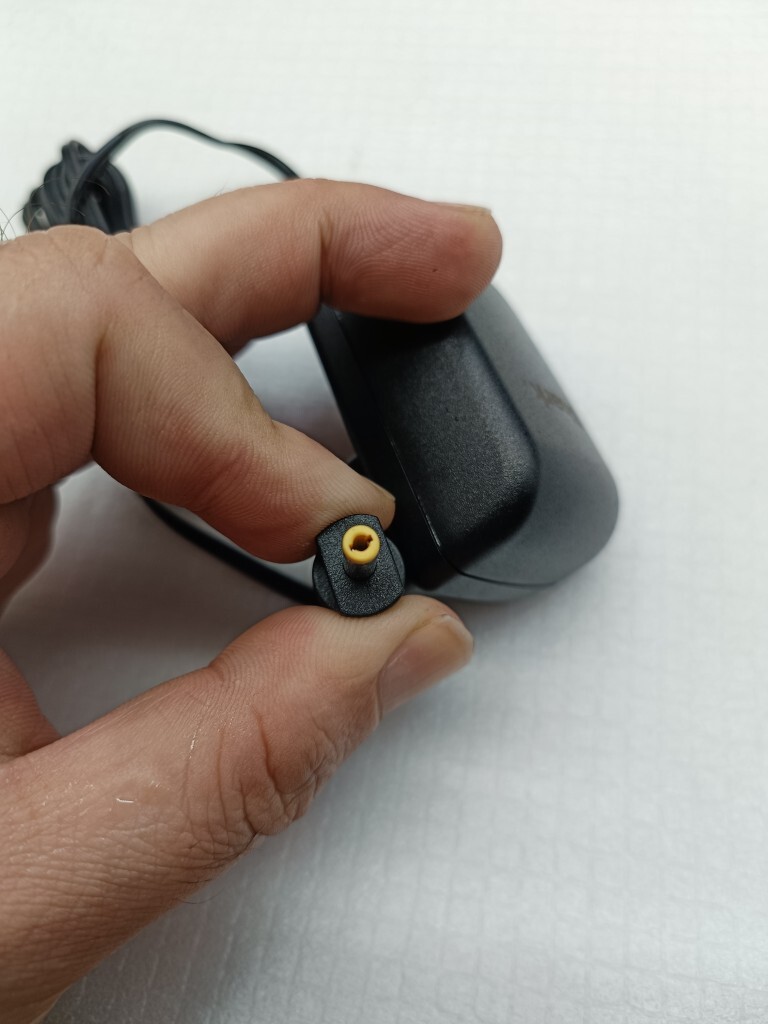 13.3V 750MA Genuine AC Adapter DK12133075AU Charger for Shark Vacuum