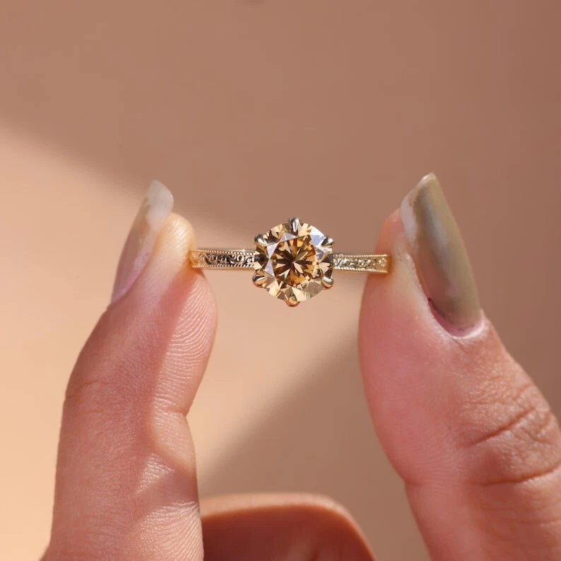 Anillo solitario vintage de moissanita amarilla | Joyería chapada en oro 925 Foto 3 de 4