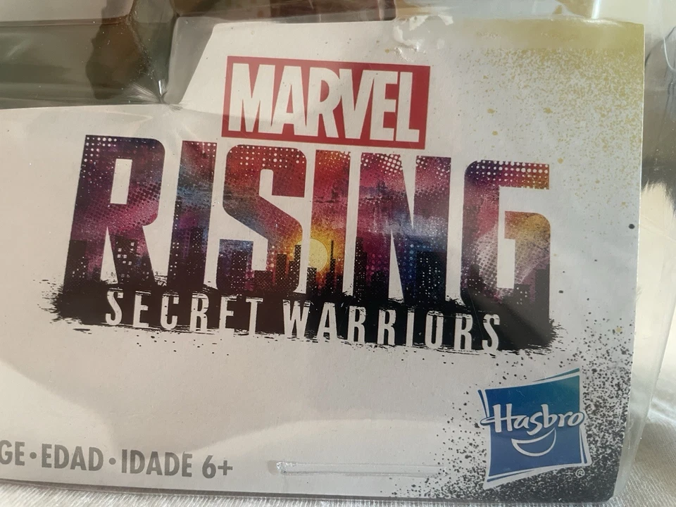 Figura de acción SQUIRREL GIRL Marvel Rising Secret Warriors (Hasbro 2017) sin usar, en caja 12" Foto 3 de 4