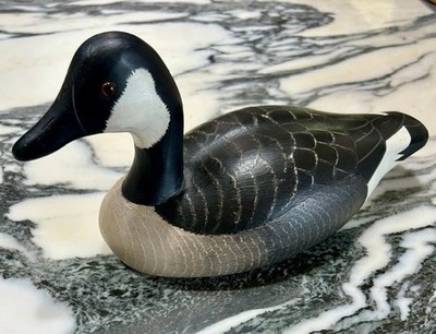 VINTAGE Wildfowler Canadian Goose Decoy Babylon NY Signed Glass Eyes