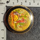 Vintage Dorset Fifth Avenue Powder Compact Fragonard Courting Couple Domed Scene — photo 2
